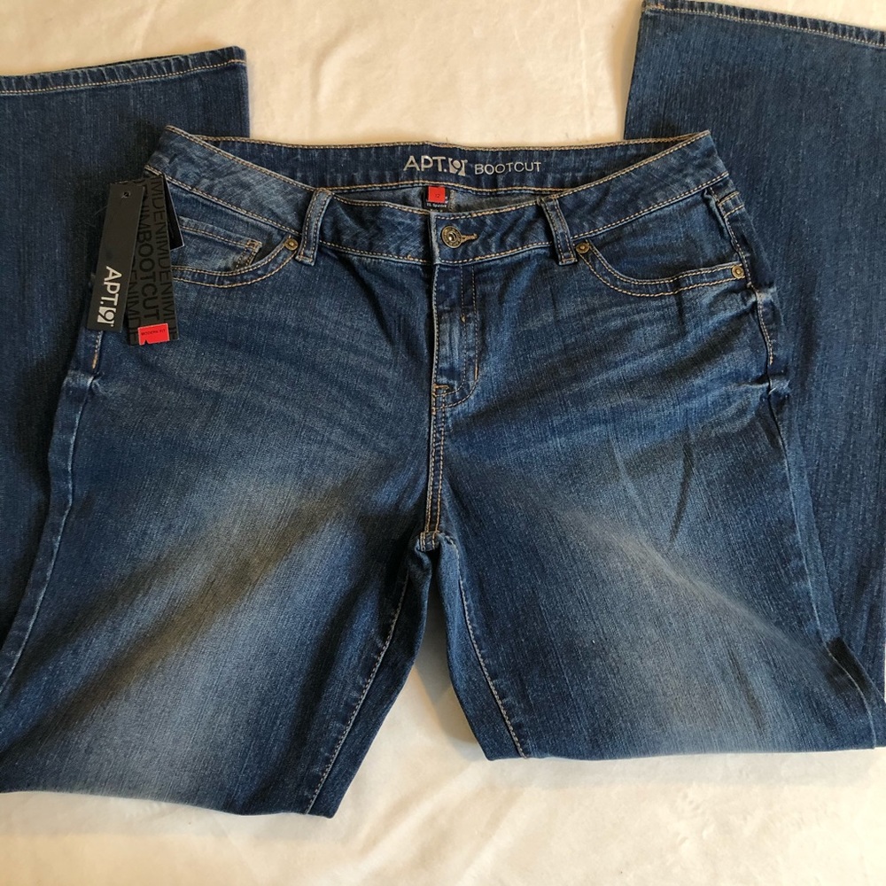 NWT APT.9 Bootcut Modern Fit Straight Jeans